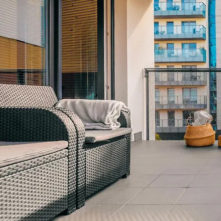 Homely Place Koziolki - Stary Rynek - Parking Apartment *